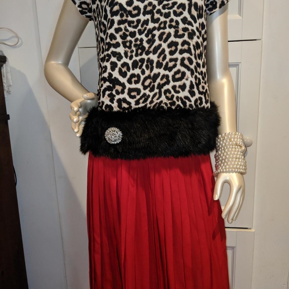 100% silk pleated skirt